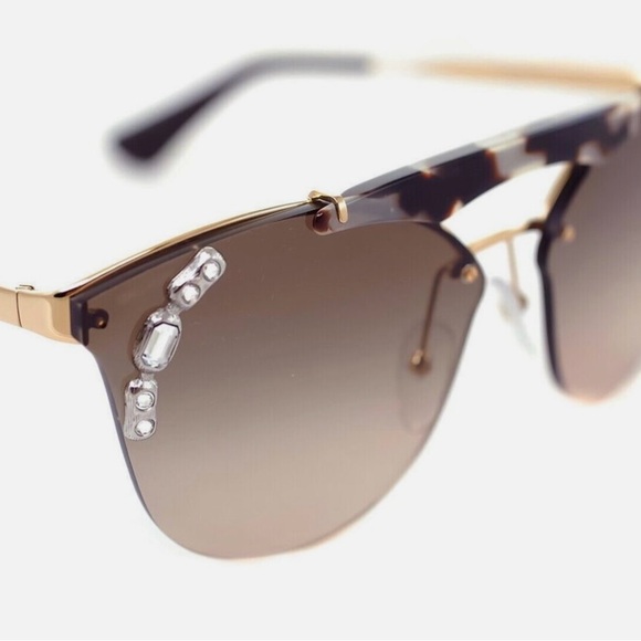 Prada sunglasses - Picture 4 of 8